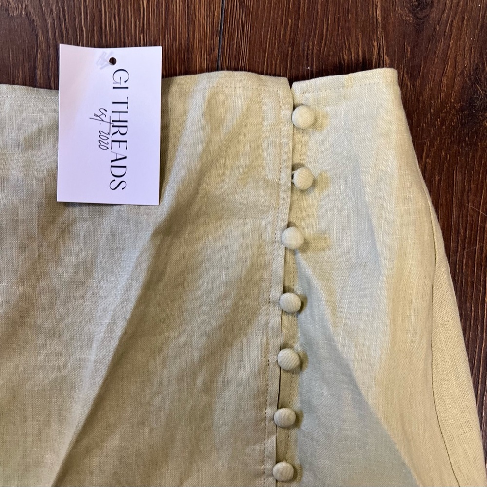 🆕 Et Clet Button Detail Linen Mini Skirt in tea green‎ SZ SM - Picture 3 of 5